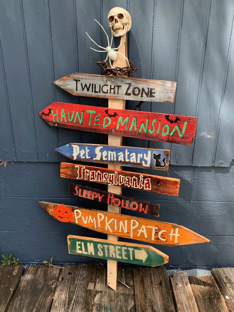 Horror Movie Themed Spooky Directional Signs